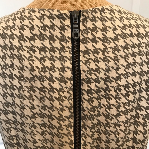 Sleeveless Houndstooth Dress - Picture 5 of 8
